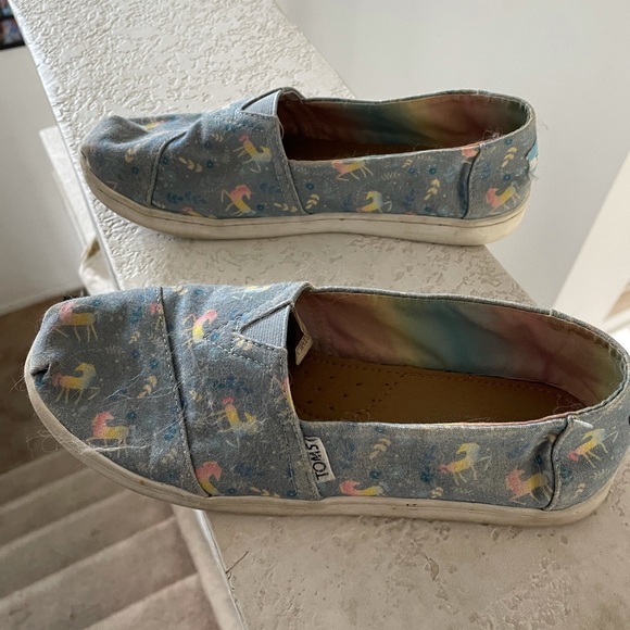 Women's Size 7/Girls size 5 Toms Unicorn flats - Picture 3 of 5